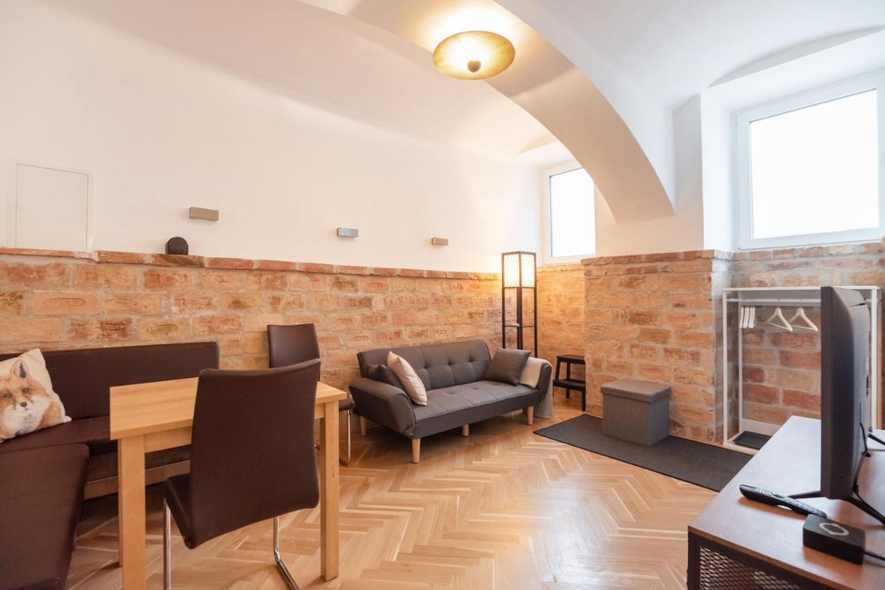 Apartamento Der Fuchsbau - Neu, kuschelig und zentral im Grünen Viena Exterior foto
